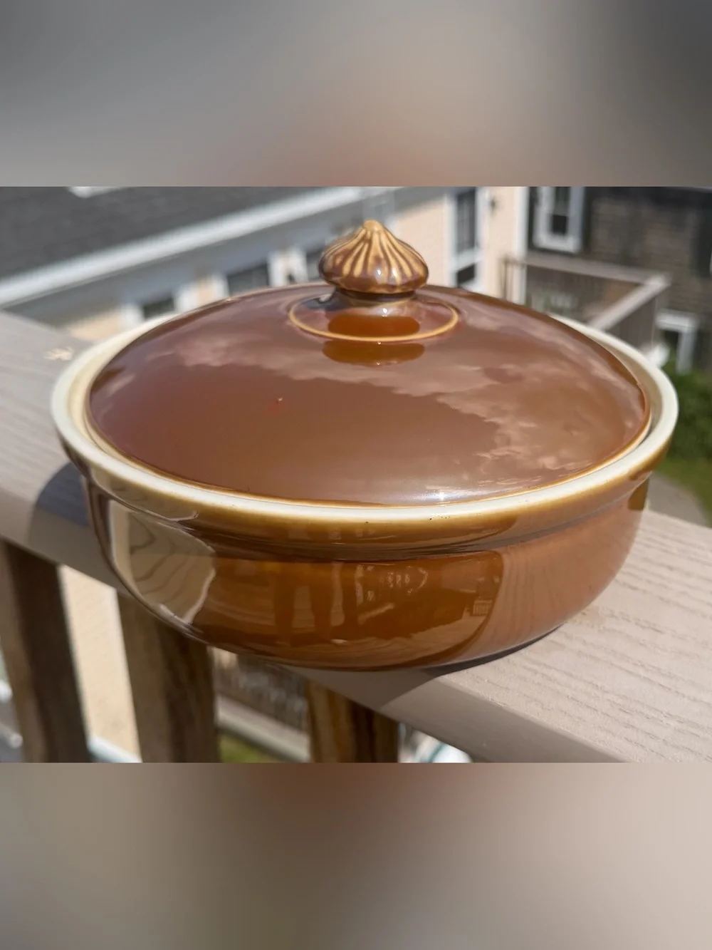 1922-23 Petroscan Ohio Pottery Co. Casserole/Lid, Iridescent Caramel Glaze 7.75”